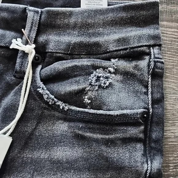 Good American "Good Waist Crop" distressed High Rise skinny Jeans - Picture 5 of 7